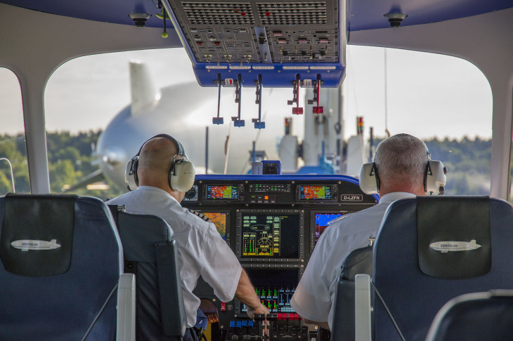 Zeppelin Friedrichshafen Cockpit-View